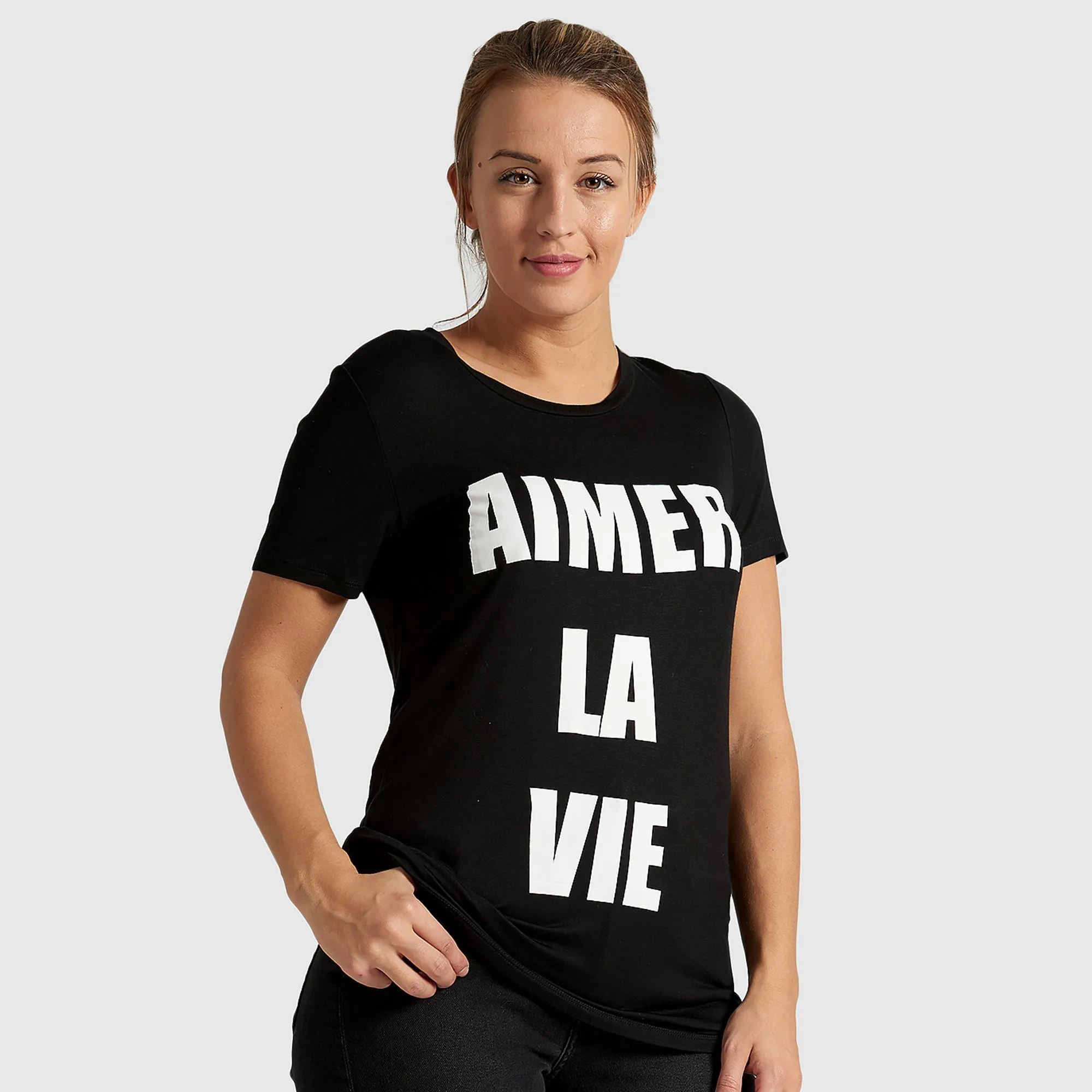 AIMER LA VIE - Graphic Letter T-Shirt - Black